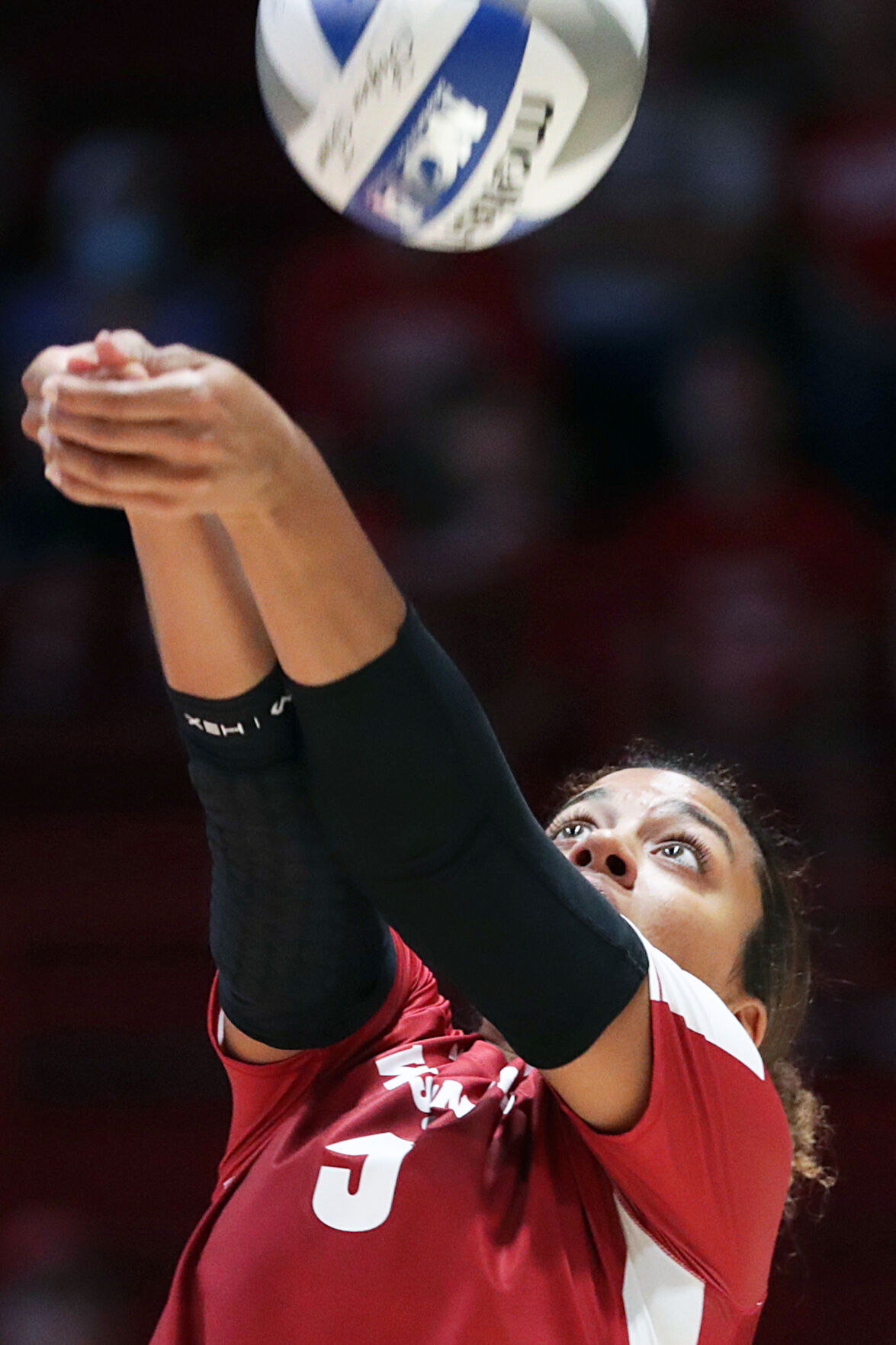 082022uwvolleyball19.JPG